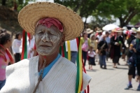 Martes 24 de mayo del 2016. Suchiapa. La Danza del Calalá es representada por los jóvenes de la comunidad quienes recorren las ermitas gritando y acompañando las ofrendas en las fiestas patronales del Corpus Christi.