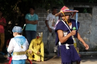 Martes 24 de mayo del 2016. Suchiapa. La Danza del Calalá es representada por los jóvenes de la comunidad quienes recorren las ermitas gritando y acompañando  las ofrendas en las fiestas patronales del Corpus Christi.