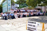Foto/JCS. Miércoles 26 de agosto del 2015. Tuxtla Gutiérrez. Constructores de Chiapas se manifiestan esta mañana exigiendo el cumplimiento de las minutas de trabajo con la administración estatal en Chiapas. Foto/JCS. Miércoles 26 de agosto del 2015. Tuxtla Gutiérrez. Constructores de Chiapas se manifiestan esta mañana exigiendo el cumplimiento de las minutas de trabajo con la administración estatal en Chiapas.