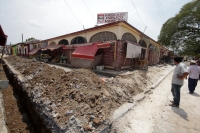 Jueves 19 de marzo del 2015. Chiapa de Corzo. Al inicio de las obras municipales  de infraestructura en el Mercado del Justo Juez, la venta de comida tradicional se traslada a las calles de este pueblo rivereño.
