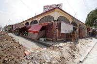 Jueves 19 de marzo del 2015. Chiapa de Corzo. Al inicio de las obras municipales  de infraestructura en el Mercado del Justo Juez, la venta de comida tradicional se traslada a las calles de este pueblo rivereño.