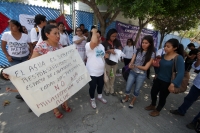 Domingo 22 de marzo del 2015. Tuxtla Gutiérrez. Los Chiapanecos en Defensa del Agua y organizaciones sociales realizan una manifestación en lo que llaman la toma simbólica de las instalaciones de Conagua en la capital de Chiapas.