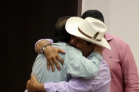 Martes 7 de abril del 2015. Tuxtla Gutiérrez. A pesar de la falta de la mayoría de los diputados del Congreso local la discusión en torno a las disposiciones en materia de disciplina financiera en las entidades y municipios derivo en la polémica entre los