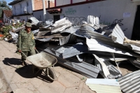 Jueves 7 de agosto del 2014. San Cristóbal de las Casas. El tornado F-0 (cero) del día de ayer presentó ráfagas de viento con más de 70 kilómetros por hora según autoridades de CONAGUA y se han contabilizado más de 400 viviendas afectadas, 40 árboles derr