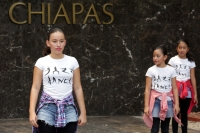 Domingo 24 de abril del 2016. Tuxtla Gutiérrez. NI Olvido ni Monopolio en la Danza. Los grupos dancísticos de Chiapas se reúnen este medio día en el Museo Regional de Chiapas celebrando el Día Mundial de la Danza que se conmemora desde 1982 a iniciativa d