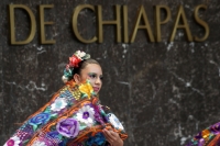 Domingo 24 de abril del 2016. Tuxtla Gutiérrez. NI Olvido ni Monopolio en la Danza. Los grupos dancísticos de Chiapas se reúnen este medio día en el Museo Regional de Chiapas celebrando el Día Mundial de la Danza que se conmemora desde 1982 a iniciativa d