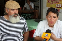 Martes 19 de noviembre del 2013. Tuxtla Gutiérrez. Sinar Corzo y Conchita Avendaño hablan sobre el desinterés del CDH en Chiapas y la propuesta de la construcción de los Consejos Ciudadanos de Derechos Humanos.
