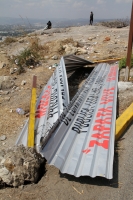 Viernes 15 de marzo del 2019. Tuxtla Gutiérrez. Negocios con destrozos y autos vandalizados después del operativo de desalojo del predio invadido en el libramiento norte