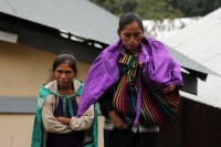 Domingo 6 de enero del 2013. Chilón, Chiapas. La extrema pobreza y las inclemencias del clima continúan enfermando a las familias de la Sierra después de que fallecieran varios menores durante las semanas pasadas.