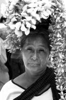 Jueves 25 de abril del 2019. Tuxtla Gutiérrez. Las ofrendas de Flor de Mayo son elaboradas por las hábiles manos de la comunidad tuxtleca durante las fiestas patronales de San Marcos.
