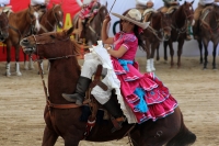 Octubre del 2016. Tuxtla Gutiérrez. El ambiente del trabajo campirano durante el Torneo Nacional Charro que se lleva a cabo en el foro Chiapas.