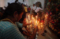 Lunes 26 de diciembre del 2016. Suchiapa. Las procesiones de San Esteban son acompañadas rezos y de representaciones de las danzas del Danza del Calalá en honor al primer mártir cristiano y patrono de esta comunidad.