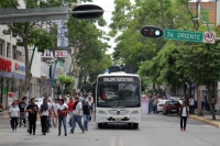 Jueves 24 de agosto del 2017. Tuxtla Gutiérrez. El generalizado hastÃÂo social en Chiapas recibe la manifestación normalista de este medio dÃÂa, donde los jóvenes se suman a las protestas para exigir el pago atrasado a maestros interinos en este año. Jueves 24 de agosto del 2017. Tuxtla Gutiérrez. El generalizado hastÃÂo social en Chiapas recibe la manifestación normalista de este medio dÃÂa, donde los jóvenes se suman a las protestas para exigir el pago atrasado a maestros interinos en este año.