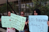 Martes 23 de julio del 2019. Tuxtla Gutiérrez. Familiares de los policías retenidos en Ocosingo siguen exigiendo a las autoridades que intervengan para el rescate de los uniformados capturados en Rio Escondido por integrantes del FNLS