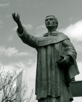 Martes 22 de junio del 2020. Tuxtla Gutiérrez. Aspecto de la estatua de Fray Matías de Corvoda en el Atrio de San Marcos