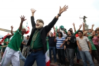 Lunes 23 de junio del 2014. Tuxtla Gutiérrez. Los chiapanecos festejan el triunfo de la selección mexicana sobre Croacia en la glorieta de la Diana la Cazadora con el clásico grito de Eeeeeee…