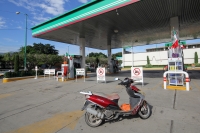 Sábado 21 de septiembre del 2013. Tuxtla Gutiérrez.  Las gasolineras permanecen cerradas esta mañana después de que las reservas se agotarán por el desabasto provocado por la toma de las instalaciones de PEMEX en la capital de Chiapas.