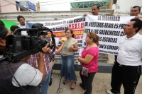 Martes 14 de octubre del 2014. Tuxtla Gutiérrez. La construcción de una gasolinera en las cercanías de la glorieta Ángel Albino Corzo causa la molestia de maestros de la escuela CEBECH la cual está ubicada en las cercanias