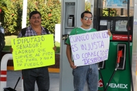 Lunes 2 de enero del 2017. Tuxtla Gutiérrez. Las protestas por El Gasolinazo de este 2017 se empiezan a manifestar en varias localidades de Chiapas