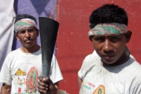 Lunes 8 de diciembre del 2014. Tuxtla Gutiérrez. Los peregrinos de las comunidades de los altos de Chiapas llegan a la Catedral de Guadalupe en la capital del estado de Chiapas donde continúan el recorrido de las carreteras del sureste de México.