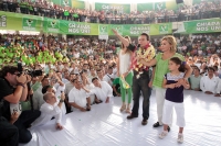 Sábado 19 de mayo del 2012. Tuxtla Gutiérrez, Chiapas. Manuel el Güero Velazco, durante su toma de protesta como candidato a la gubernatura de Chiapas ante los militantes del Partido Verde.