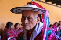 Miércoles 7 de octubre del 2015. San Cristóbal de las Casas. Una Boda Zinacanteca. El Centro de Textiles del Mundo Maya presenta este medio día, la vitrina denominada Una Boda Zinacanteca inspirada en una fotografía fechada en 1963 de la unión de Andrés y