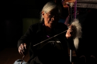 Miércoles 18 de noviembre del 2015. San Cristóbal de las Casas, María Pérez López, indígena tsotsil, considerada Tesoro Humano Vivo por la Dirección de Culturas Populares del Conaculta y la Sedesol, durante el Conversatorio organizado en el Encuentro de T