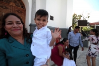 Domingo 22 de marzo del 2020. Tuxtla Gutiérrez. Solo asisten los padrinos a los discretos bautizos que se realizan a puerta cerrada en la Catedral de San Marcos durante la contingencia del Covid-19 Domingo 22 de marzo del 2020. Tuxtla Gutiérrez. Solo asisten los padrinos a los discretos bautizos que se realizan a puerta cerrada en la Catedral de San Marcos durante la contingencia del Covid-19