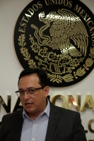 Jueves 17 de diciembre del 2015. Edgar Arias Alba hasta hoy Consejero Presidente del INE en Chiapas en conferencia de prensa esta mañana en la capital de este estado del sureste de México.