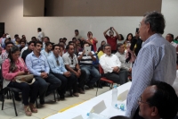 Jueves 17 de julio del 2014. Tuxtla Gutiérrez. El ingeniero Cuauhtémoc Cárdenas durante su reunión con militantes de la izquierda chiapaneca.