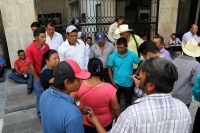 Martes 14 de noviembre del 2017. Tuxtla Gutiérrez. Pobladores de las comunidades de Ixtapa protestan este medio dÃÂa en la entrada del Congreso Local en contra de la intervención que se realiza desde la Secretaria para el Desarrollo Sustentable de los P Martes 14 de noviembre del 2017. Tuxtla Gutiérrez. Pobladores de las comunidades de Ixtapa protestan este medio dÃÂa en la entrada del Congreso Local en contra de la intervención que se realiza desde la Secretaria para el Desarrollo Sustentable de los P