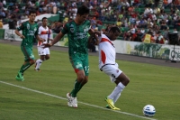 Martes 19 de agosto del 2014. Tuxtla Gutiérrez. Aspectos del partido entre jaguares de Chiapas y Alebrijes de Oaxaca del  Torneo de CopaMX 2014.