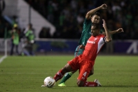 Jueves 27 de noviembre del 2014. Tuxtla Gutiérrez. Aspectos del partido de ida entre Jaguares de Chiapas y el Toluca al inicio de la liguilla del torneo del fut bol mexicano.