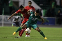 Jueves 27 de noviembre del 2014. Tuxtla Gutiérrez. Aspectos del partido de ida entre Jaguares de Chiapas y el Toluca al inicio de la liguilla del torneo del fut bol mexicano.
