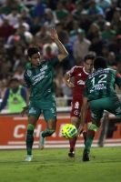 Sábado 7 de febrero del 2015. Tuxtla Gutiérrez. Aspecto del partido entre Jaguares de Chiapas y Xolos, esta noche en el estadio Zoque de la capital del estado de Chiapas. Sábado 7 de febrero del 2015. Tuxtla Gutiérrez. Aspecto del partido entre Jaguares de Chiapas y Xolos, esta noche en el estadio Zoque de la capital del estado de Chiapas.
