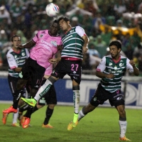 Sábado 18 de octubre del 2014. Tuxtla Gutiérrez. Aspecto del partido entre jaguares de Chiapas y Santos Laguna.