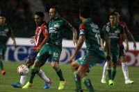 Sábado 18 de abril del 2015. Tuxtla Gutiérrez. Del partido entre Jaguares de Chiapas y los Tiburones del Veracruz.