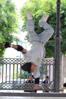 Domingo 9 de febrero del 2014. Tuxtla Gutiérrez. Los jóvenes aprovechan los espacios urbanos para realizar actividades deportivas a falta de opciones dentro de las instituciones estatales.