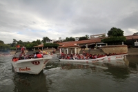 Jueves 12 de diciembre del 2013. Chiapa de corzo. Los lancheros turísticos de la Ribera del Grijalva realizan esta madrugada la 25ª peregrinación dentro de las aguas del Cañón del Sumidero.
