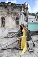 Domingo 26 de agosto del 2012. San Cristóbal de las Casas, Chiapas. Laura Pineda. La modelo chiapaneca porta la corona de Miss Earth Chiapas 2012 y se prepara para participar en el concurso donde se elegira la representante nacional en la ciudad de Merida