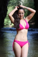 Domingo 26 de agosto del 2012. San Cristóbal de las Casas, Chiapas. Laura Pineda. La modelo chiapaneca porta la corona de Miss Earth Chiapas 2012 y se prepara para participar en el concurso donde se elegira la representante nacional en la ciudad de Merida