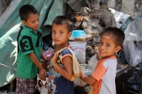 Jueves 27 de julio del 0217. Tuxtla Gutiérrez. Colonos de Los Pájaros obligan a las autoridades municipales a concluir las obras de alcantarillado y pavimentación del ayuntamiento tuxtleco por los problemas sanitarios que ocasionan las obras inconclusas e Jueves 27 de julio del 0217. Tuxtla Gutiérrez. Colonos de Los Pájaros obligan a las autoridades municipales a concluir las obras de alcantarillado y pavimentación del ayuntamiento tuxtleco por los problemas sanitarios que ocasionan las obras inconclusas e