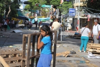 Viernes 22 de Noviembre del 2013. Tuxtla Gutiérrez. Esta mañana continua el levantón del plantón del movimiento magisterial mientras que el ayuntamiento de Tuxtla realiza el operativo de limpieza del primer cuadro de la ciudad. Viernes 22 de Noviembre del 2013. Tuxtla Gutiérrez. Esta mañana continua el levantón del plantón del movimiento magisterial mientras que el ayuntamiento de Tuxtla realiza el operativo de limpieza del primer cuadro de la ciudad.