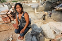 Martes 14 de abril del 2015. Tuxtla Gutiérrez. Habitantes de la colonia Lomas del Oriente continúan viviendo en condiciones de riesgo entre casas que han sido afectadas por los derrumbes en años anteriores en el oriente sur de la capital del estado de Chi