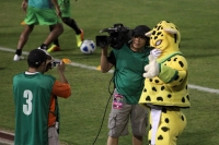 Sábado 15 de febrero del 2014. Tuxtla Gutiérrez. Antes del partido entre Jaguares y Tigres. Sábado 15 de febrero del 2014. Tuxtla Gutiérrez. Antes del partido entre Jaguares y Tigres.