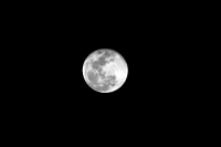 Sábado 11 de febrero del 2017. Tuxtla Gutiérrez. La luna entre las nubes del sureste de México.
