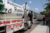 Martes 2 de julio del 2019. Tuxtla Gutiérrez. Normalistas de la Escuela Rural Mactumatza protestan en el crucero de Juan Crispín tomando varios camiones de transporte durante esta mañana.