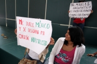 Viernes 17 de octubre del 2014. Tuxtla Gutiérrez. Estudiantes y organizaciones sociales marchan este medio recordando los desaparecidos de Ayotzinapa.