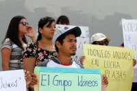 Jueves 25 de octubre del 2018. Los maestros idóneos continúan protestando en las afueras del edificio de la administración de Chiapas.