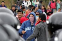 Martes 8 de diciembre del 2015. Tuxtla Gutiérrez. Elementos de la Policía Federal resguardan las entradas de la Escuela Nacional de Protección Civil en donde se lleva a cabo el Examen de Evaluación a los Docentes en Chiapas, donde después de enfrentarse u